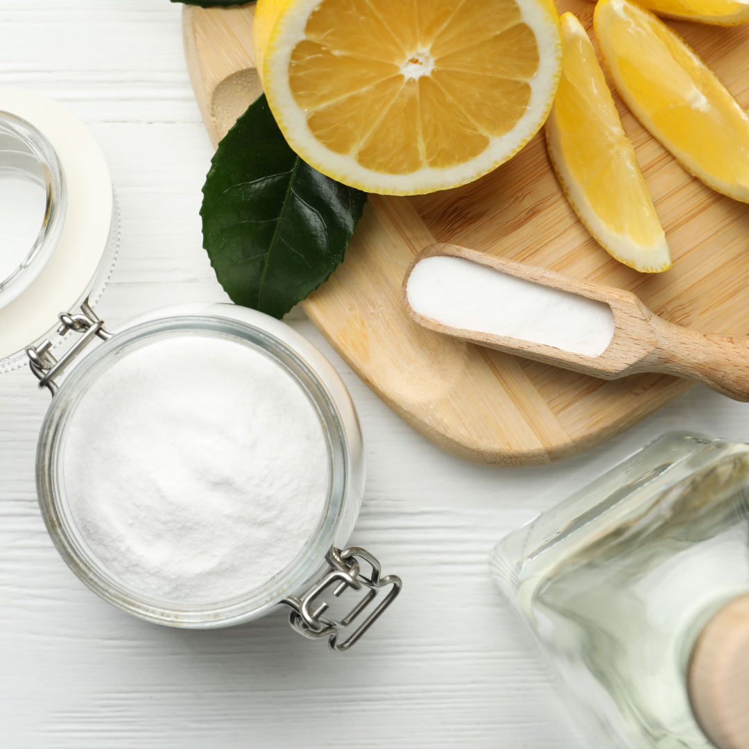 The Great Produce Wash-Off: Baking Soda vs. White Vinegar