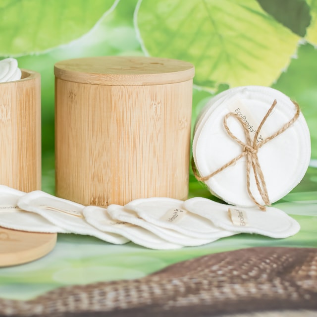 Eco-Friendly Face Cleansing: Reusable Rounds vs. Single Use Cotton Pads
