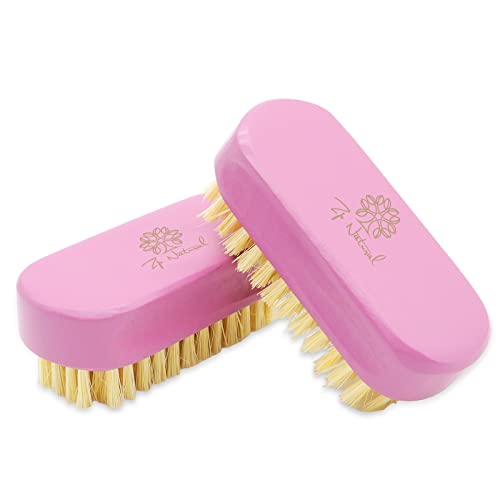 Nail Brush | 2 Pack, Natural Materials, Gentle Cleaning