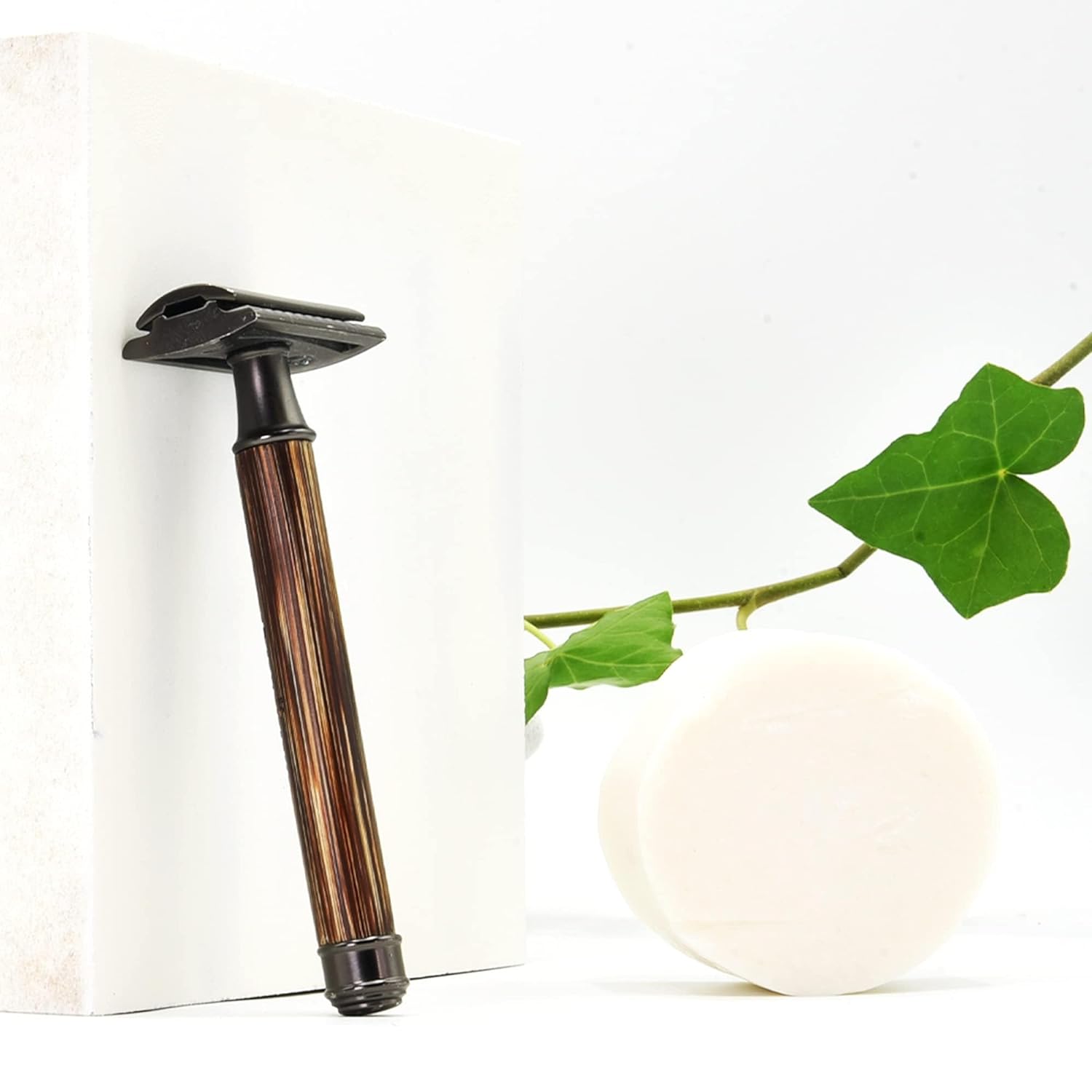 Safety Razor | Bamboo Handle, Double Edge, Reusable, Eco-Friendly, Fits All DE Blades