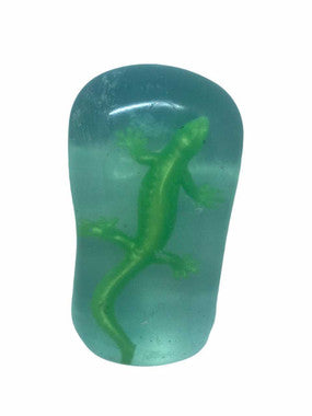 Kids Soap | Clear Soap with Toy Inside, Natural Lizard Mini Toy, 1 Bar - 48