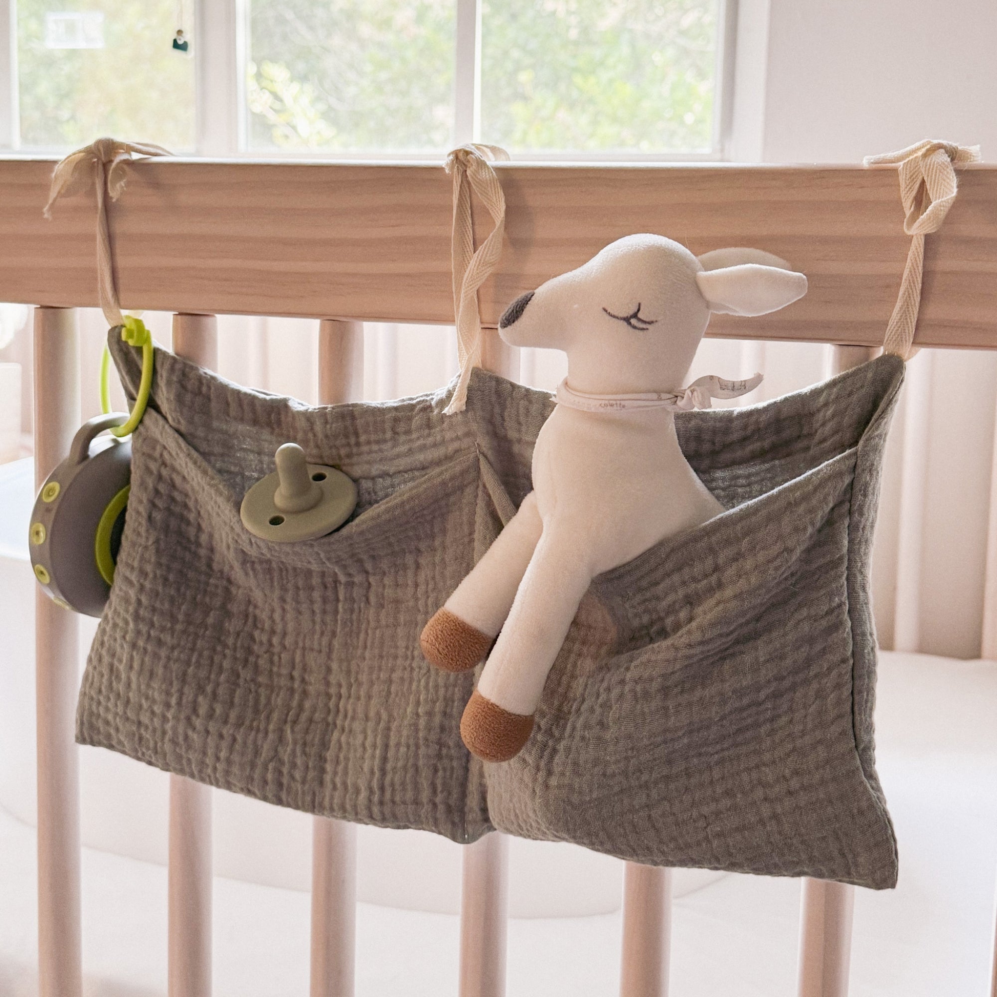 HoneyBundle + Baby Crib Organizer