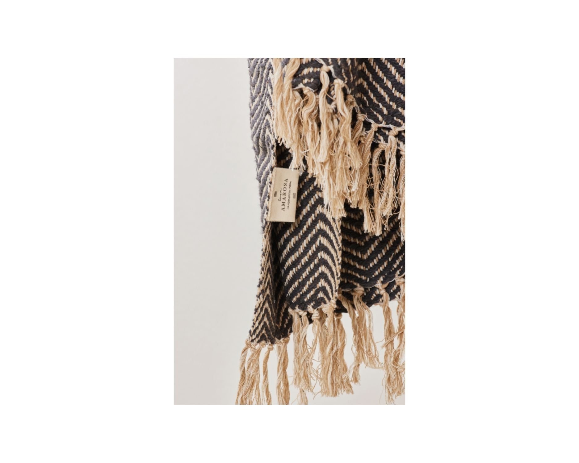 Kaya Chevron Throw Blanket - Black & Cream - 50x70 Inches